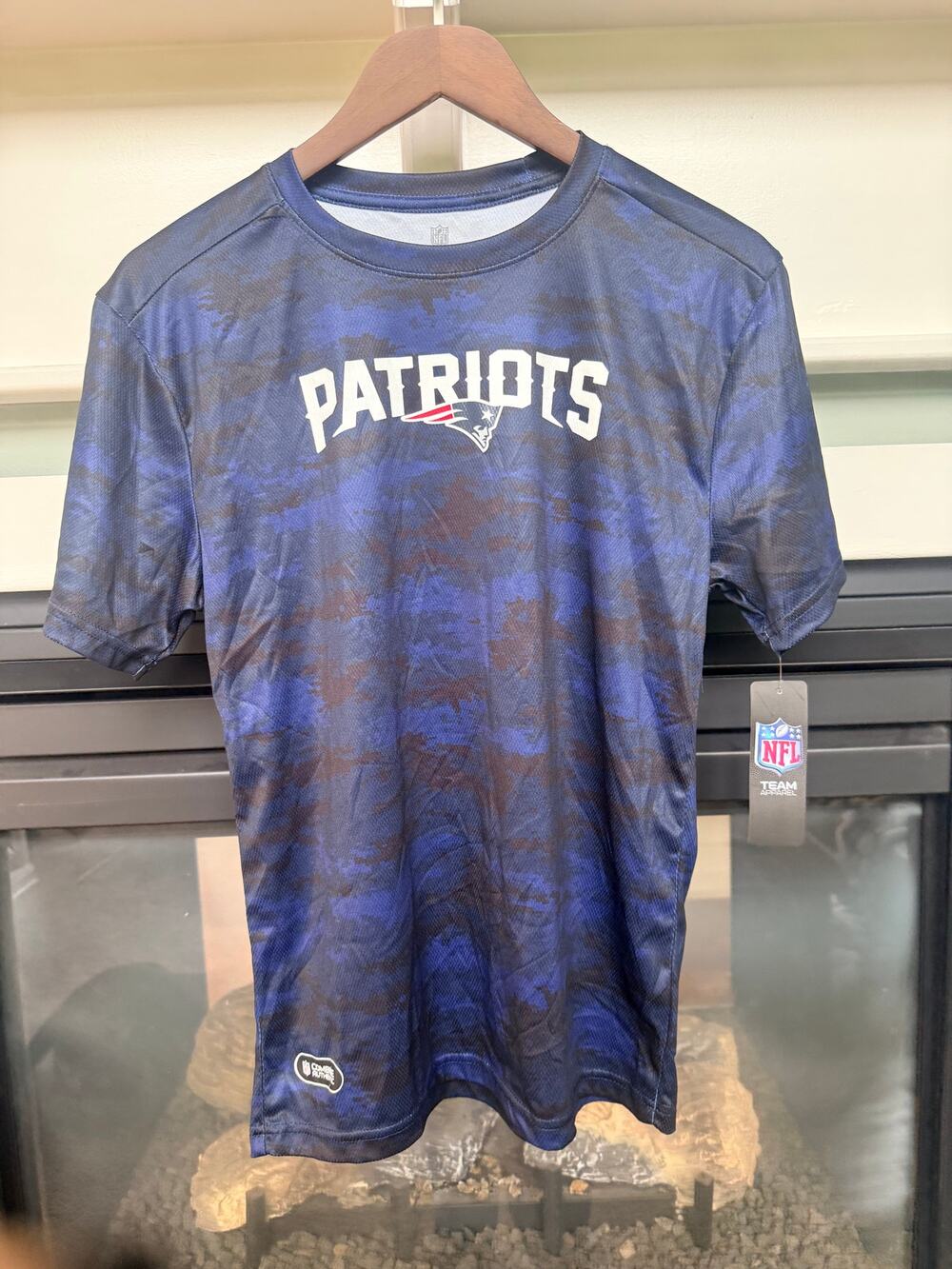 New England Patriots Youth L 14/16 Blue Camo NFL Performance T-Shirt NWT
